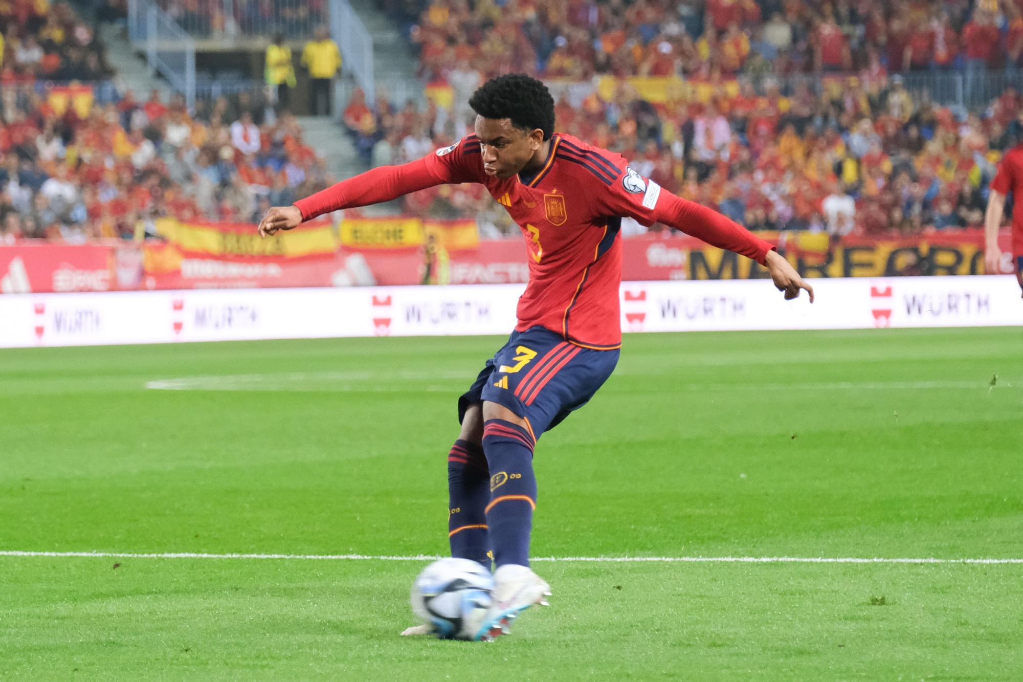 La Roja juega en Málaga contra Noruega, en imágenes