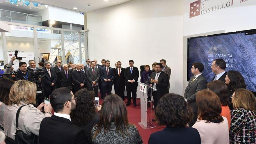 Diputación lidera con el stand provincial la participación del azulejo castellonense