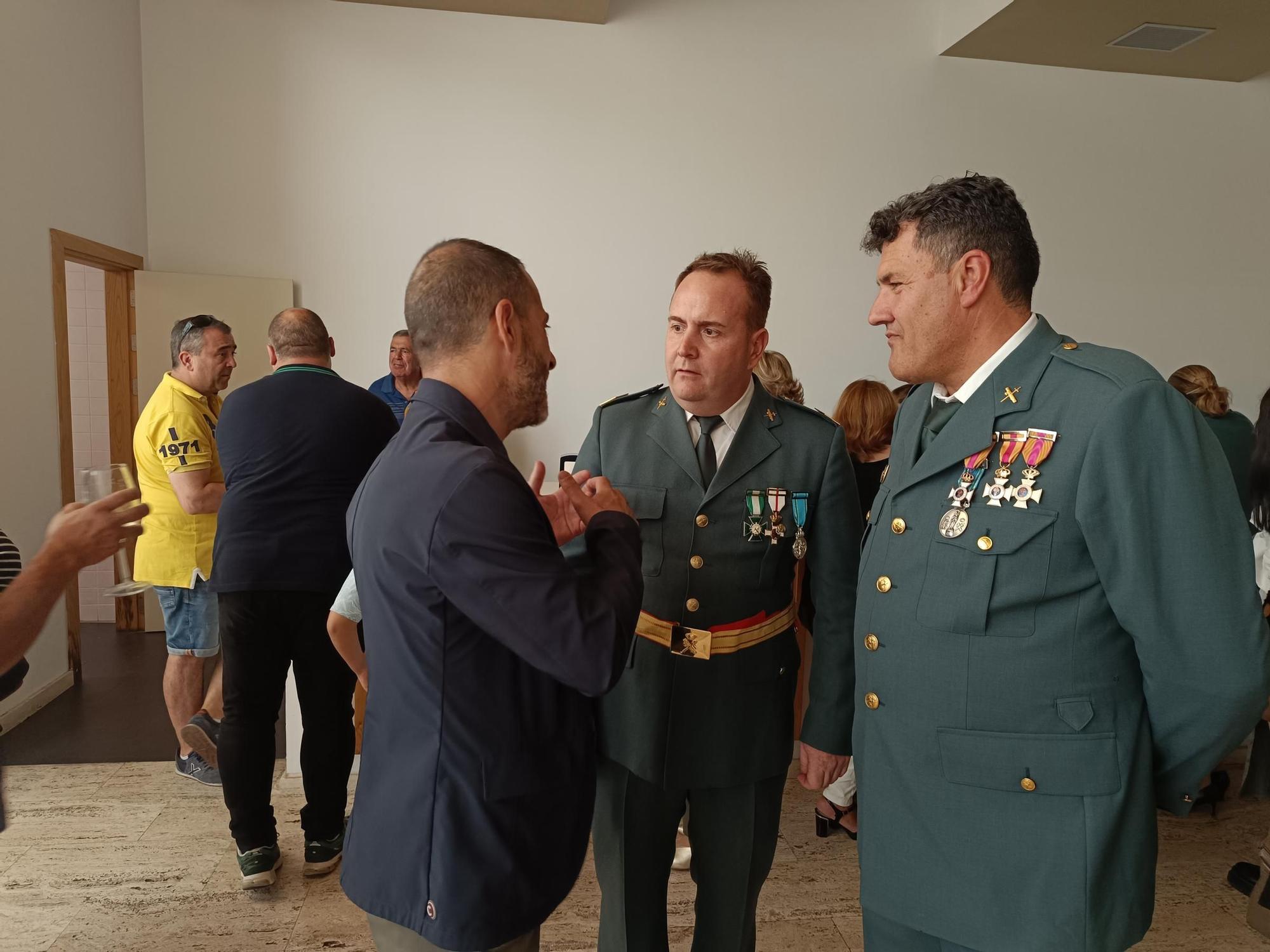 Siero reconoce su trayectoria profesional al Guardia Civil Juan Cándido Braña