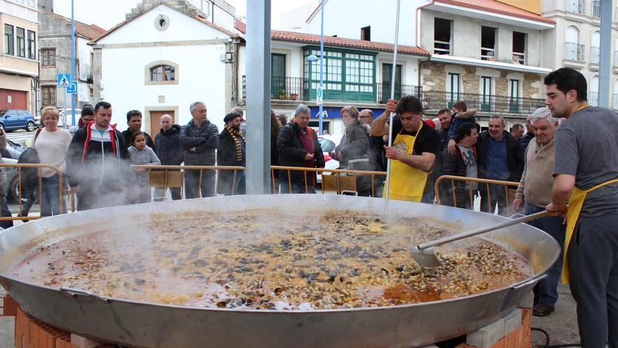 Música, produtos do mar e churrasco na terceira Festa Marisqueira de Ponteceso