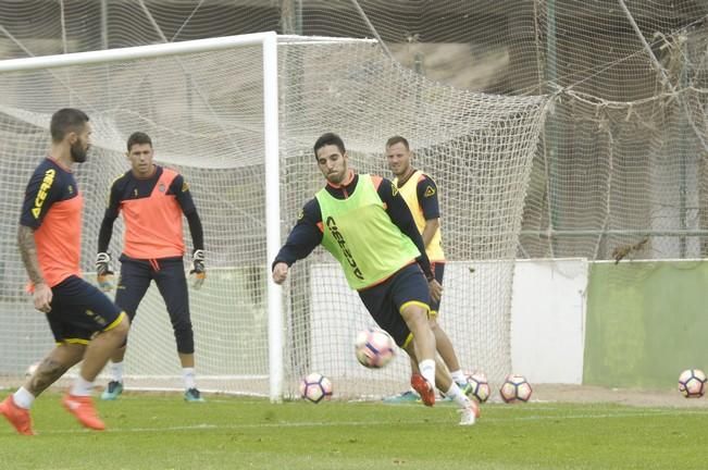 ENTRENAMIENTO DE LA UD LAS PALMAS EN BARRANCO ...