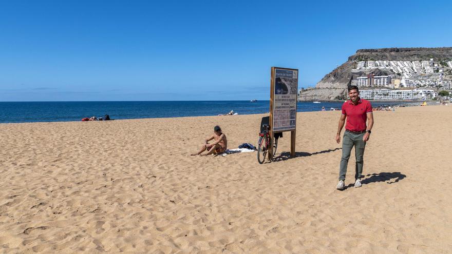 El concejal Willy García felicita a los bañistas de la playa de Tauro en Mogán y estas son las razones