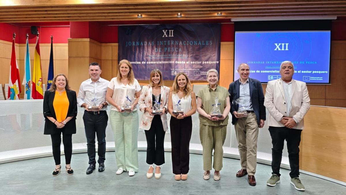 Ponentes de las jornadas de Orpagu. Joaquín Cadilla y Juana Parada, a la derecha e izquierda respectivamente.