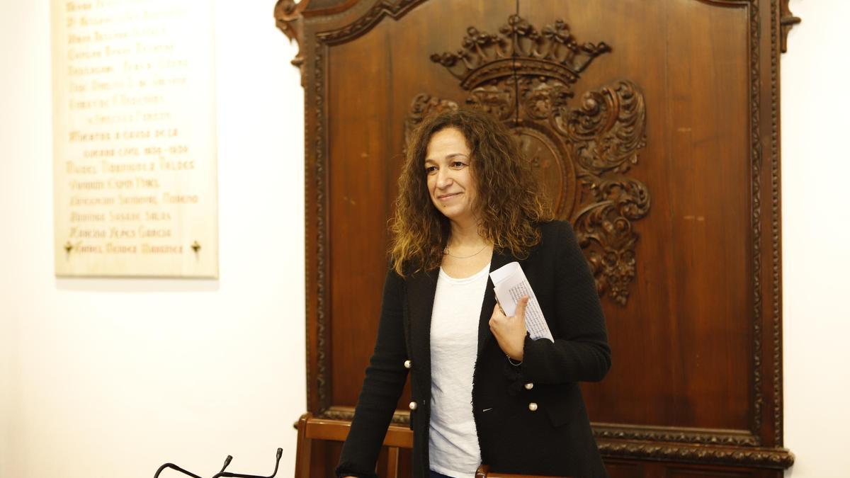 Isabel Casalduero, durante la comparecencia ante los medios.