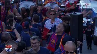 "Szczesny fumador", el cántico viral de la rúa del Barça