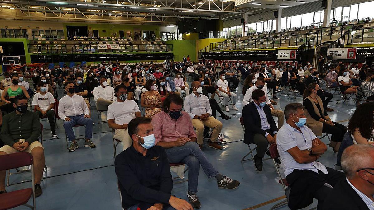 La gala se celebró en el pabellón de Navia.  