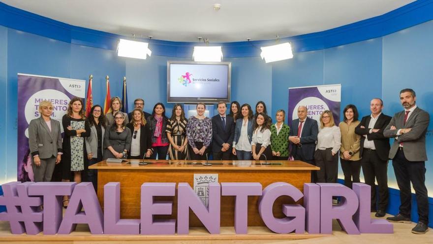 El proyecto STEM Talent Girl llega a medio millar de alumnas de Castilla y León para impulsar su vocación científica y tecnológica