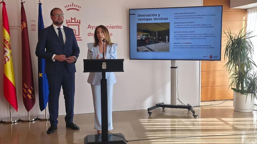 Doce colegios de Murcia y pedanías estrenarán toldo de cara al próximo curso escolar