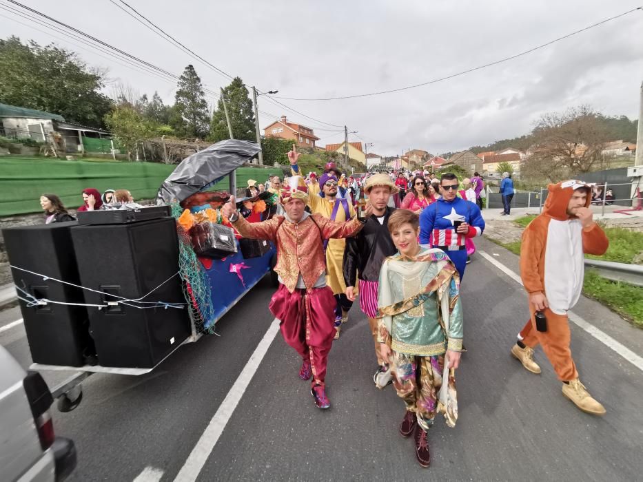 Moaña, Aldán y Bueu dicen adiós a sus carnavales con altas dosis de humor y originalidad.