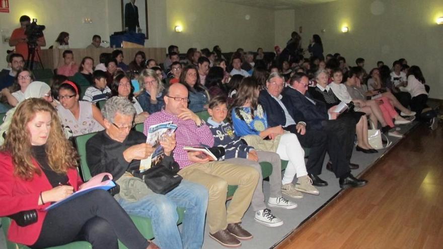 Un momento del acto en Pilar de la Horadada