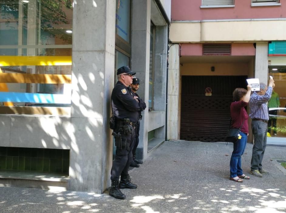 Registre policial a la Fundació Plataforma Educativa de Girona