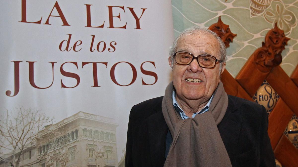 El escritor Chufo Lloréns, fotografiado en 2015