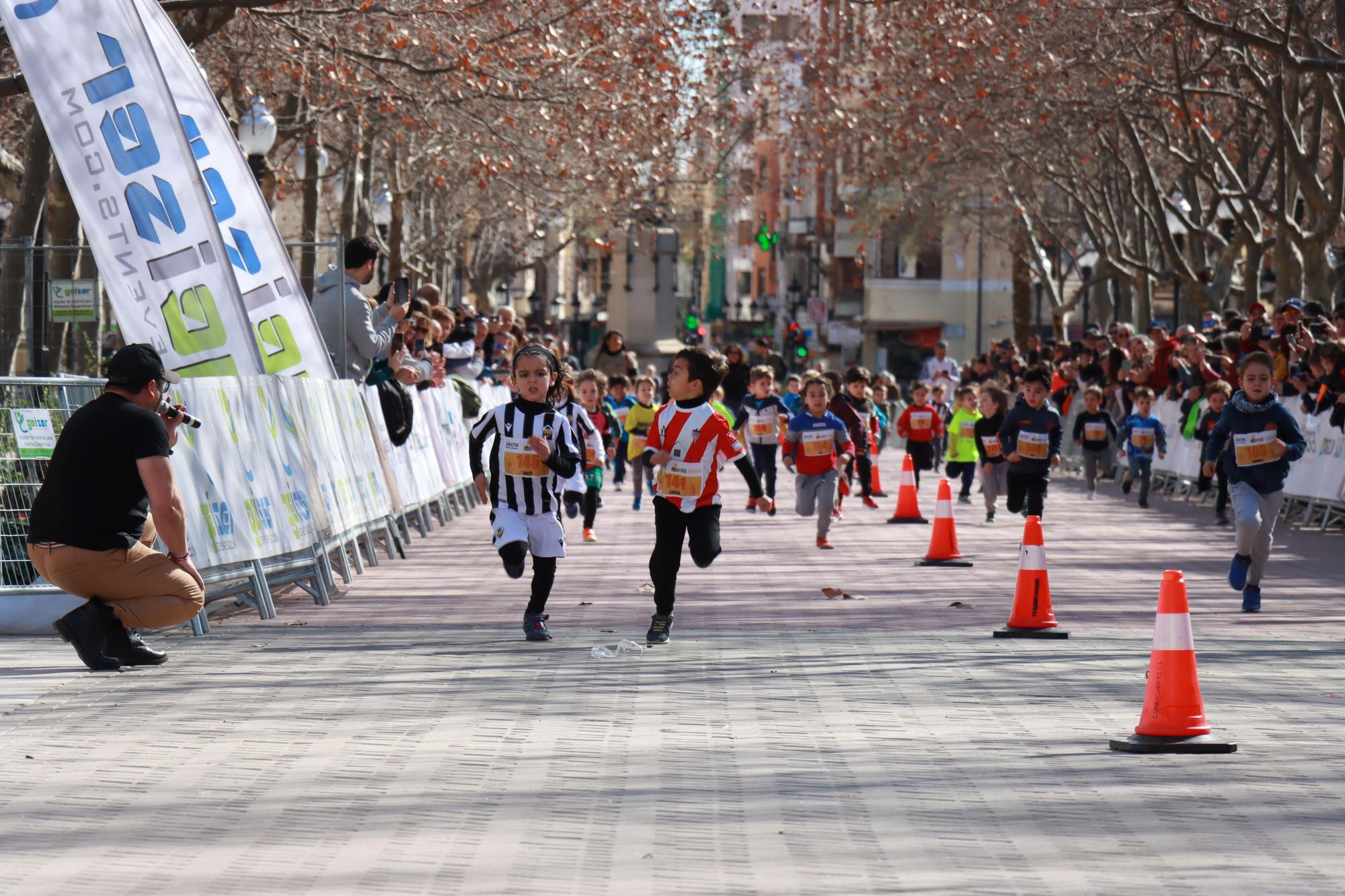 Las mejores imágenes de la maratón infantil en Castelló