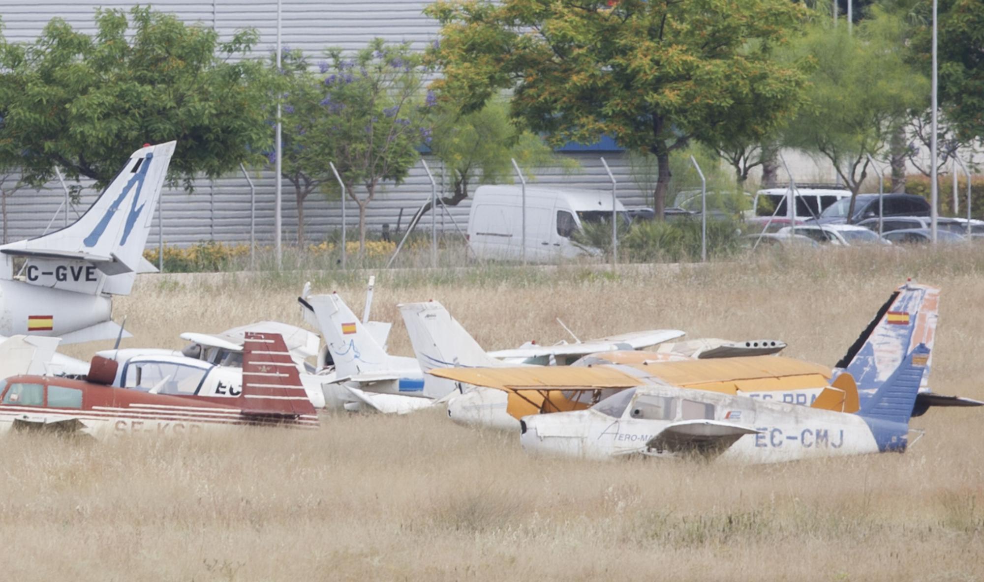 Los aviones que podrás comprar desde 2000 € en el aeropuerto de Manises