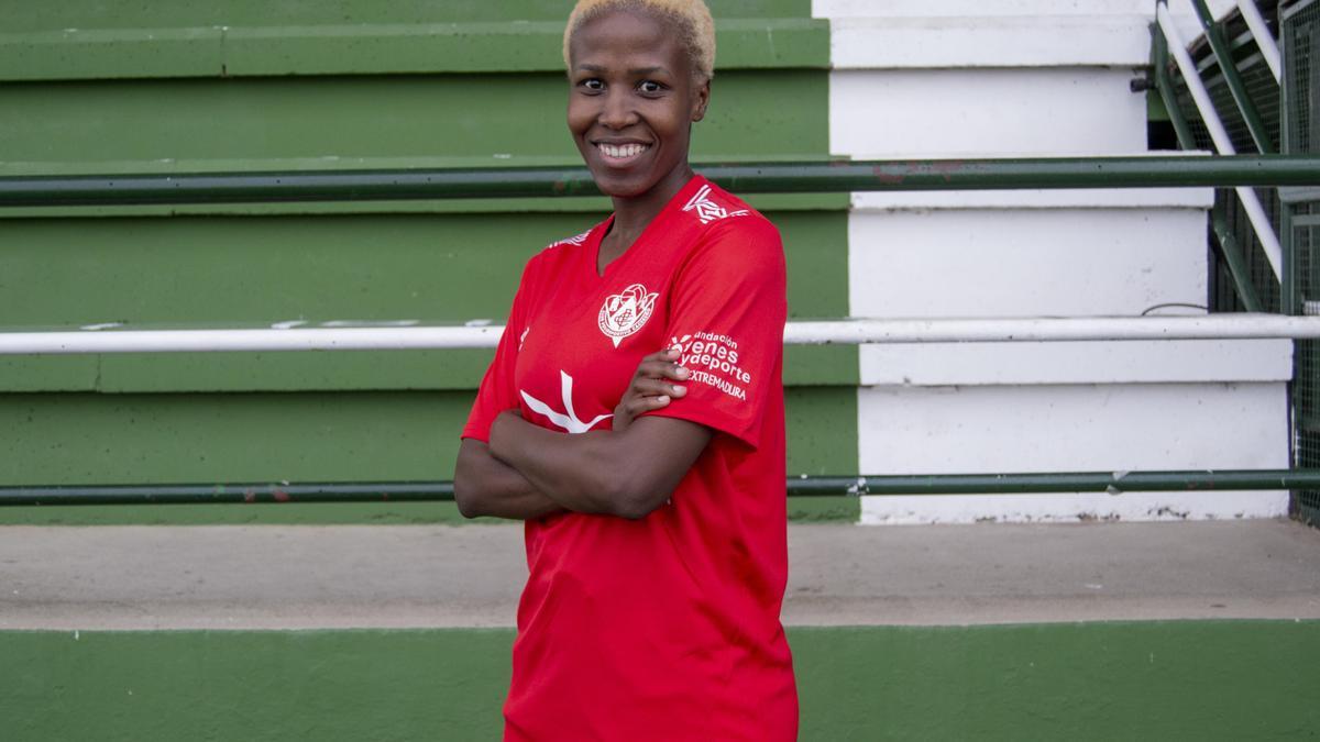 Nomvula Kgoale, nueva jugadora del Cacereño Femenino.