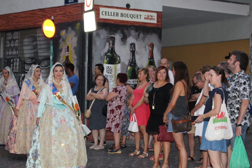 Procesión en el Barrio del Carmen y "cant de la carxofa"