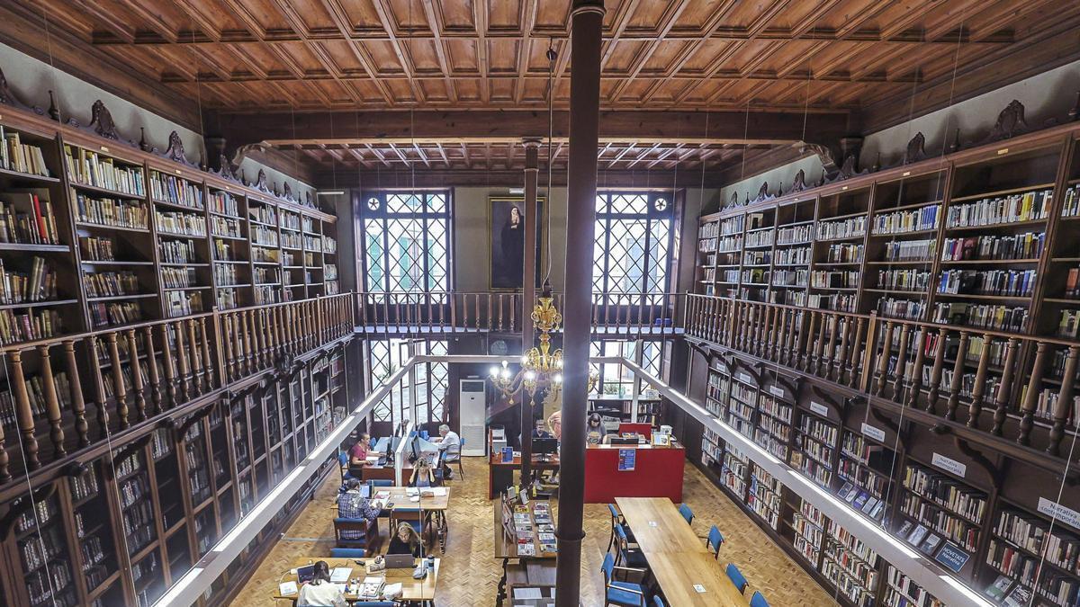 Imagen de la biblioteca de Cort.