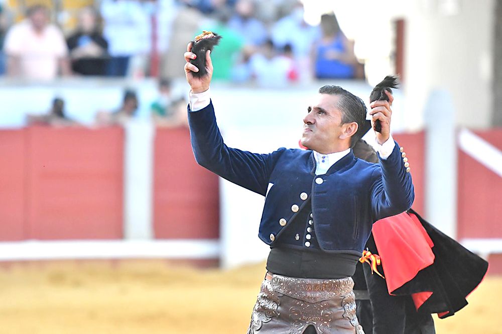 Rejones en Pozoblanco en un día de homenajes