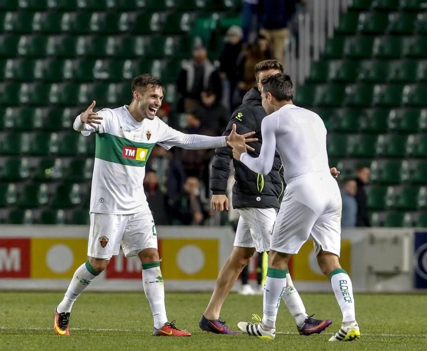 El fútbol le hace un guiño al Elche