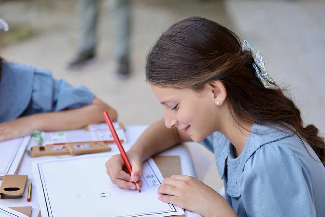 La fiesta de los falleros infantiles con el concurso de dibujo de la JCF