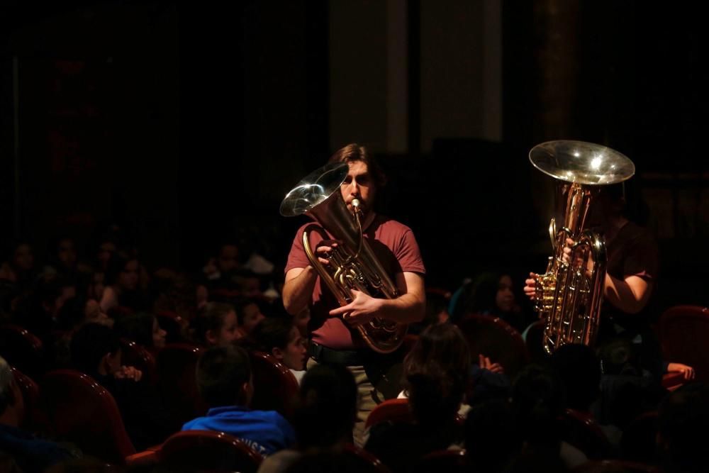 Concierto Escolar “Tubos y Tubas” para niños en Oviedo.