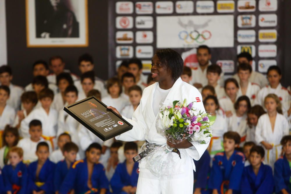 Homenaje a la judoca María Bernabéu