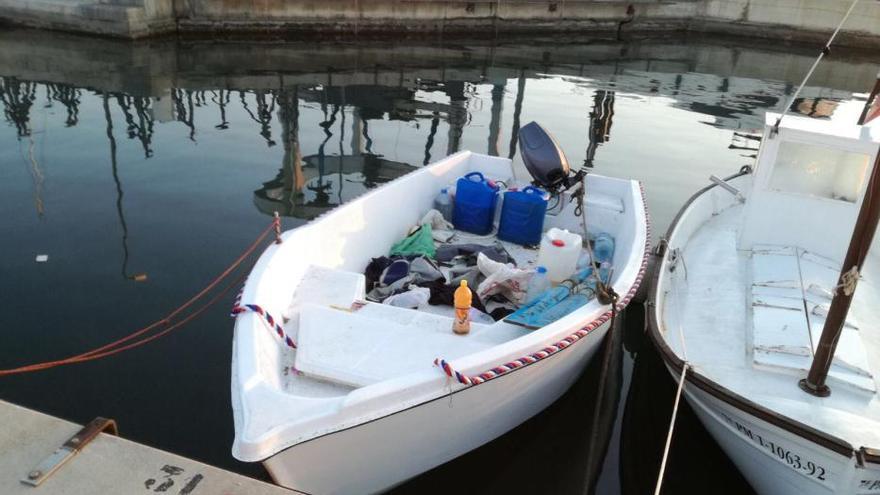 Una patera llega al sur de Mallorca con catorce inmigrantes a bordo