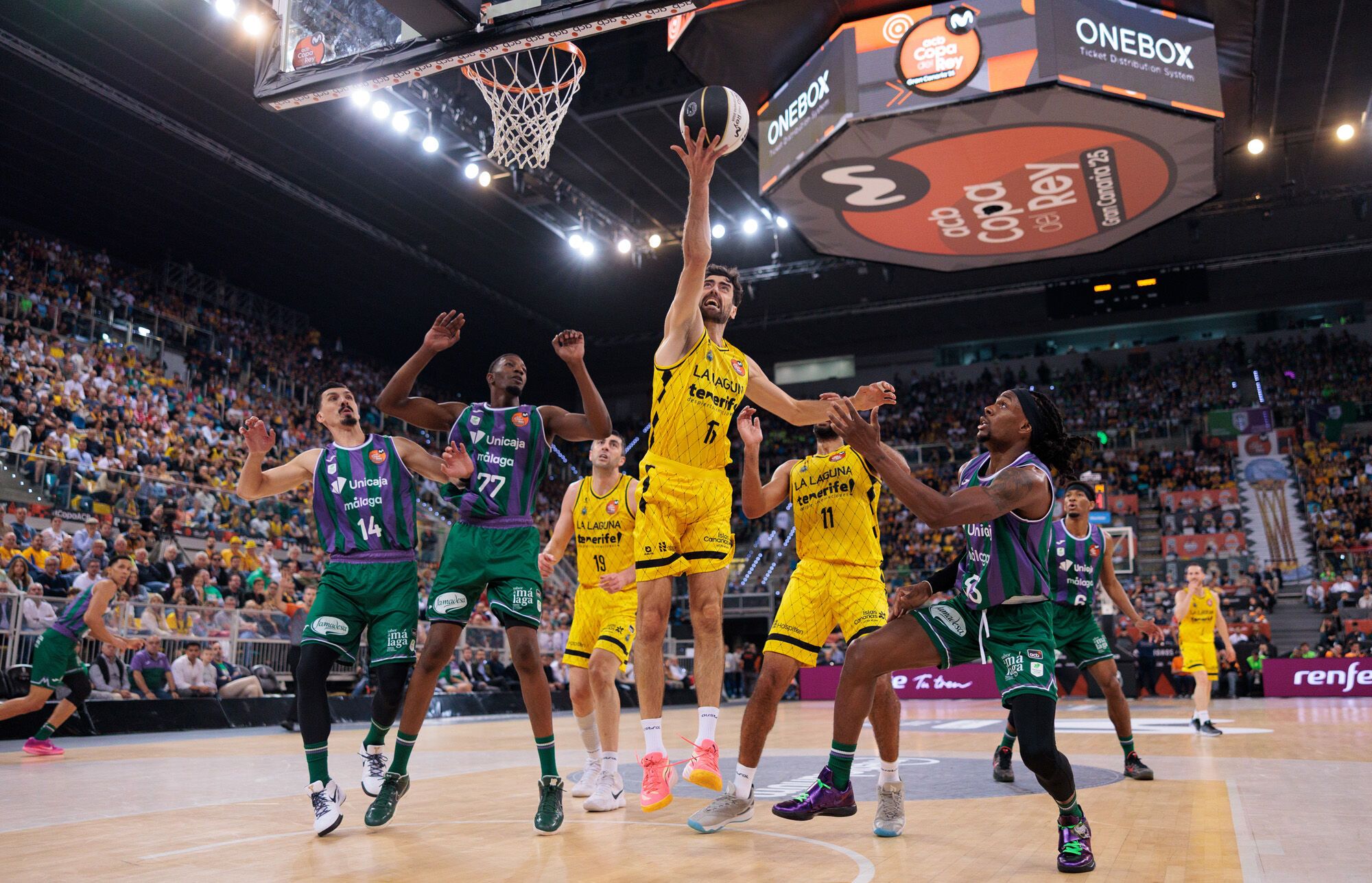 Semifinal de la Copa que enfrenta al Unicaja y al Laguna Tenerife