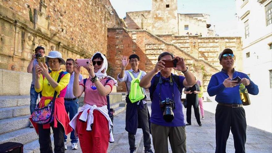 turistas chinos en la campaña