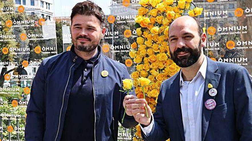 El candidat d&#039;ERC a les generals Gabriel Rufián i el president d&#039;Òmnium Cultural, Marcel Mauri