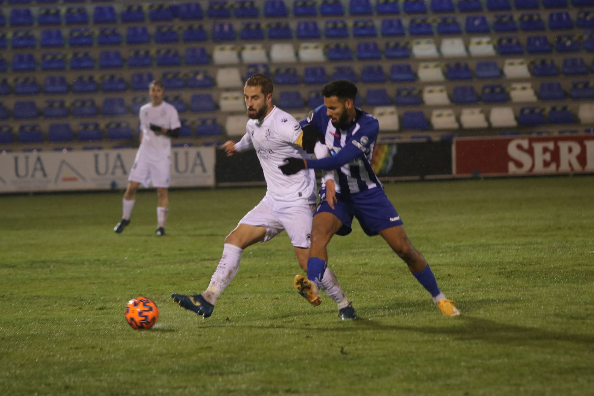 El Alcoyano elimina al Huesca de la Copa del Rey