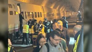 Evacuats 111 passatgers d’un AVE per una avaria a Sants