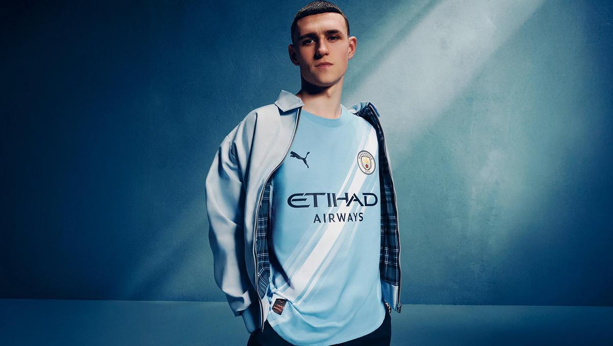 Foden, con la nueva equipación