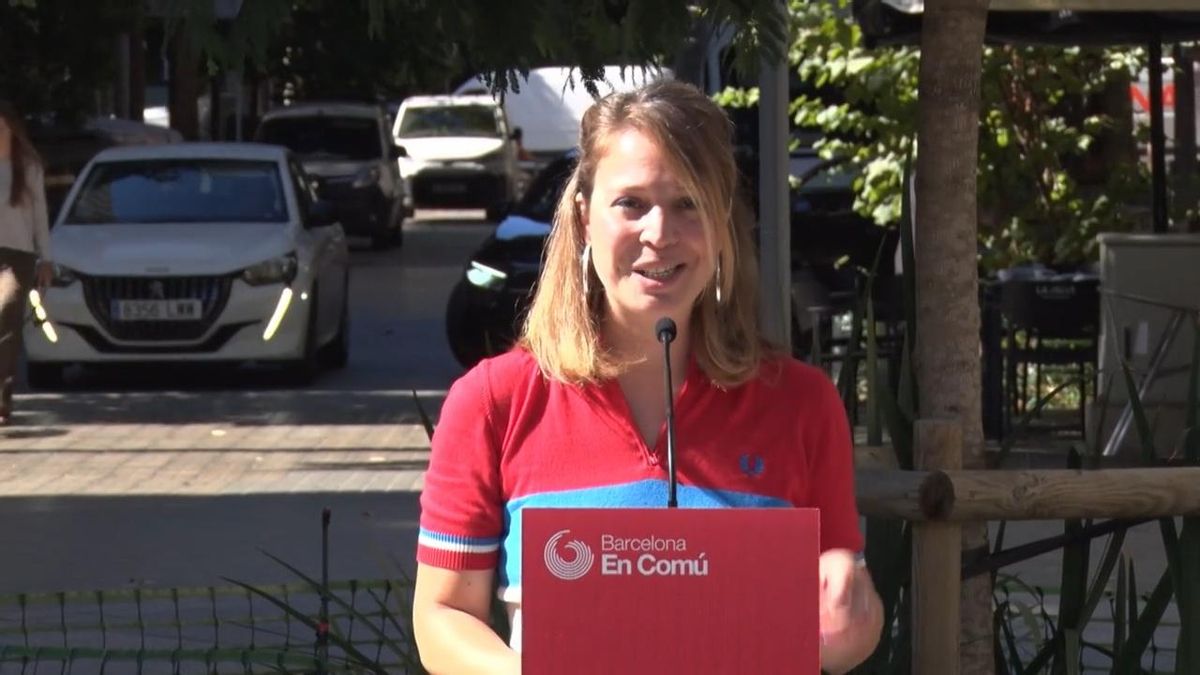 La presidenta de BComú, Janet Sanz, anuncia que deja la política