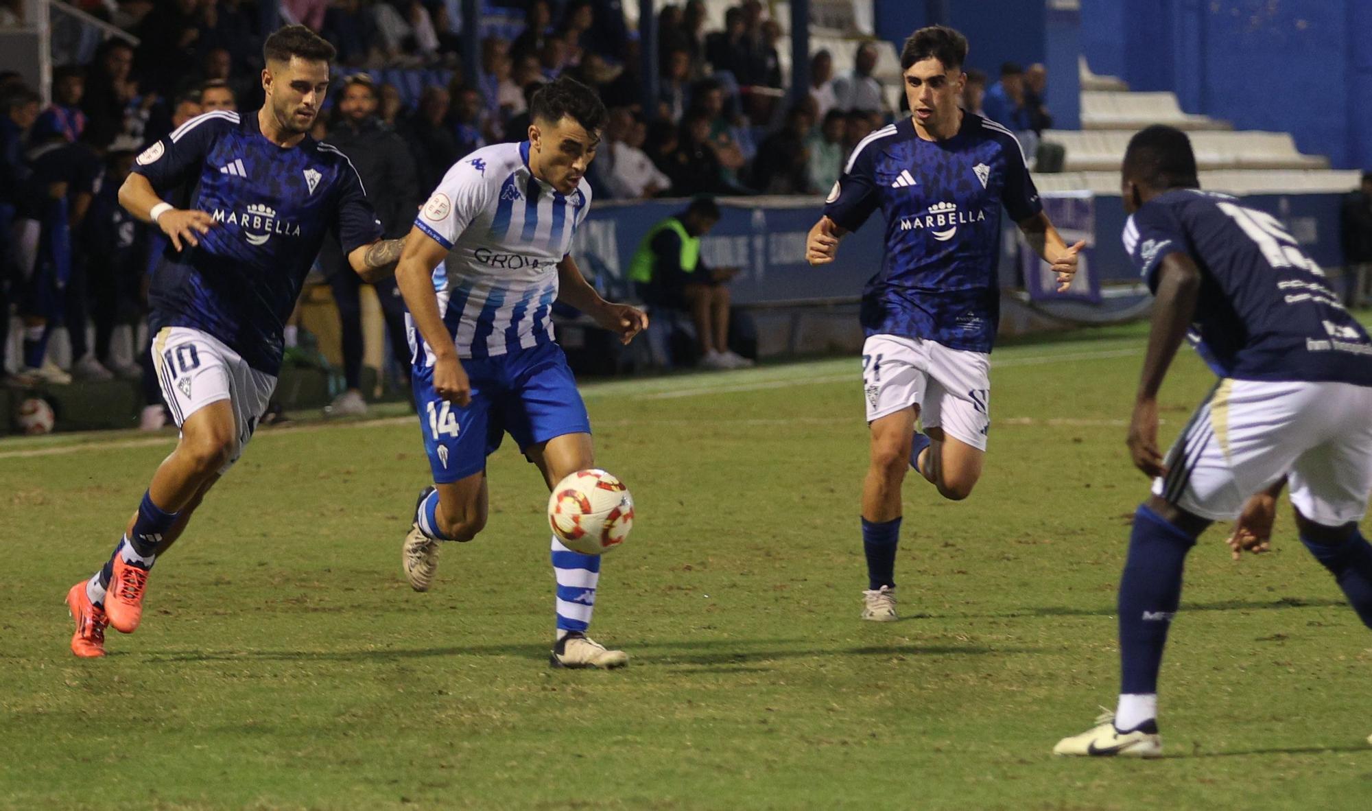 El Alcoyano vuela empujado por la afición