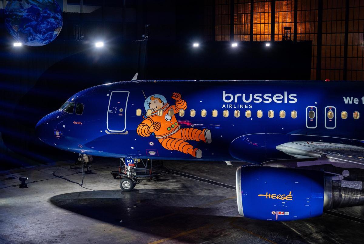 El avión A320 ''Gravity', inspirado en Las Aventuras de Tintín, durante su presentación en Bélgica el pasado 12 de febrero.