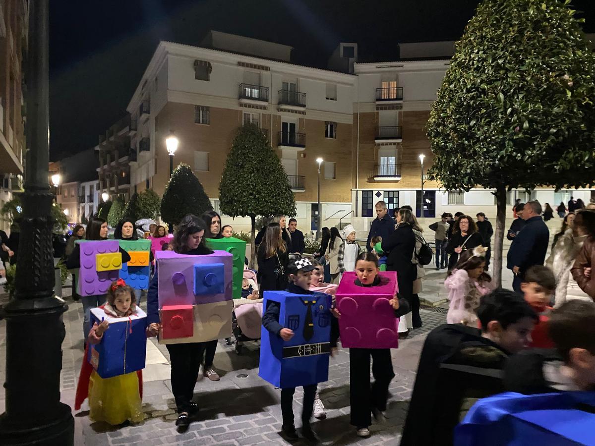 Pasacalles de carnaval en Lucena.
