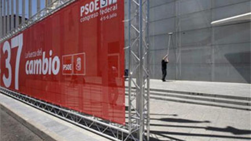 Comienza el 37 Congreso del PSOE, que preside Vara