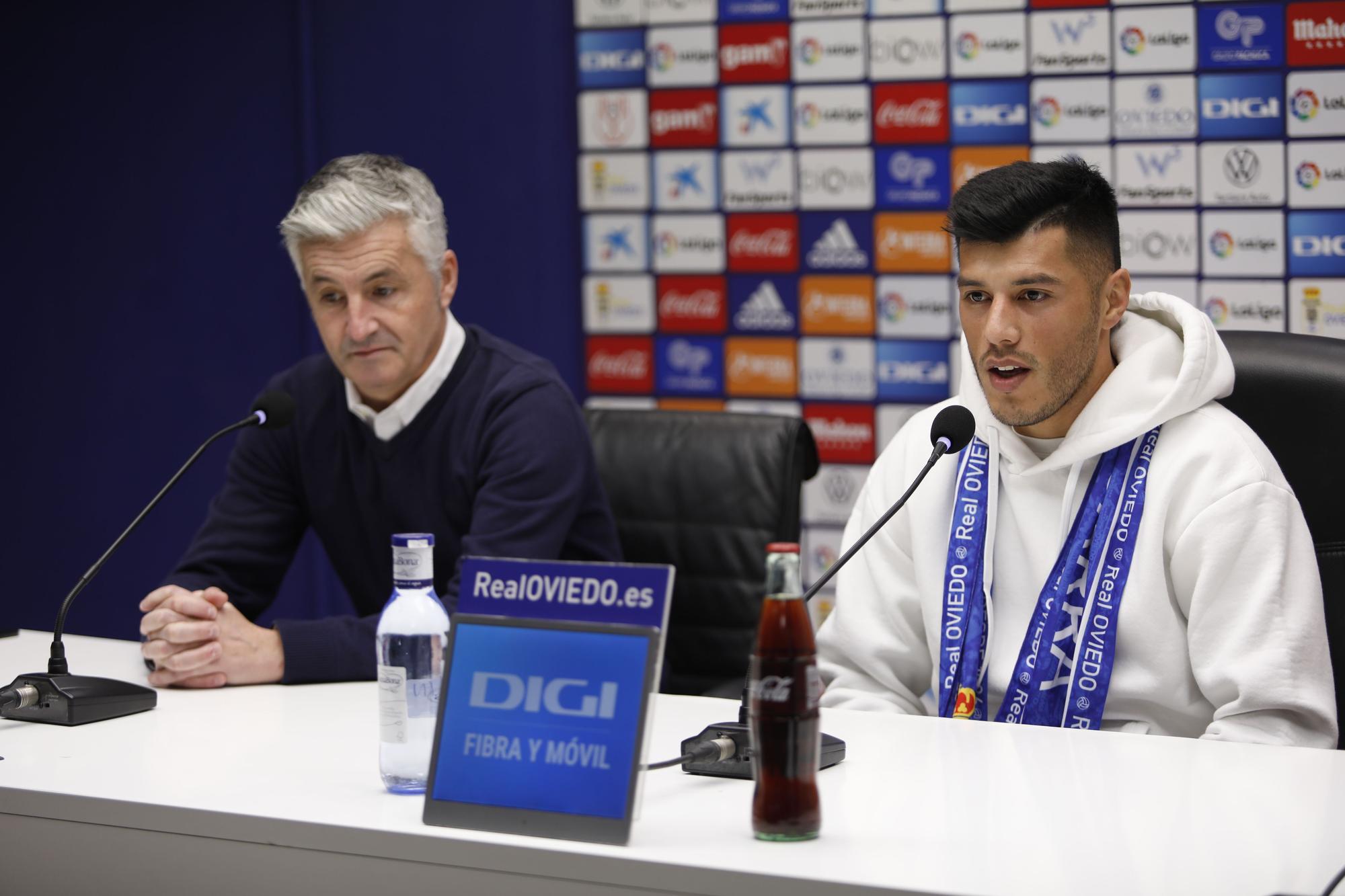 EN IMÁGENES: Así fue la presentación de Leo Sequeira en el Real Oviedo