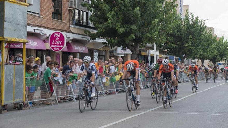 César Martingil se impone al sprint en Llíria