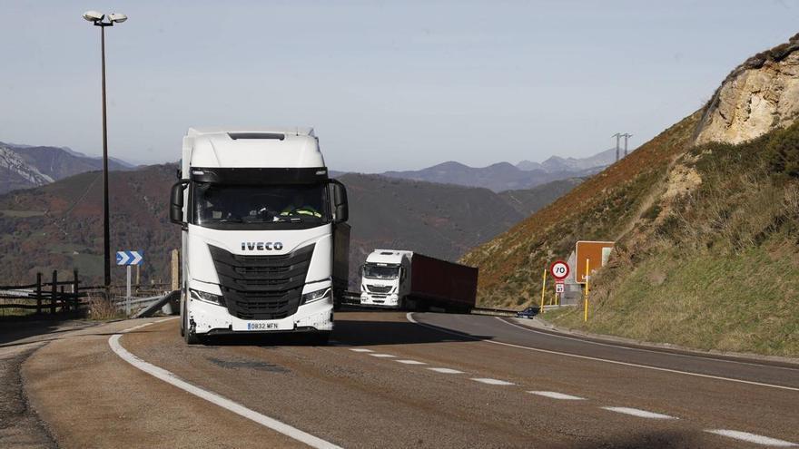 Más problemas en las conexiones con la Meseta desde Asturias: también hay obras en la alternativa a la autopista del Huerna
