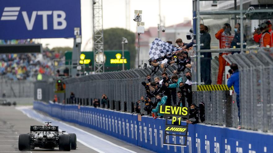 Lewis Hamilton, en el Gran Premio de Rusia 2021.