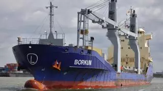 El carguero lleno de armas que hará escala en Cartagena causa un nuevo choque en el Gobierno de coalición