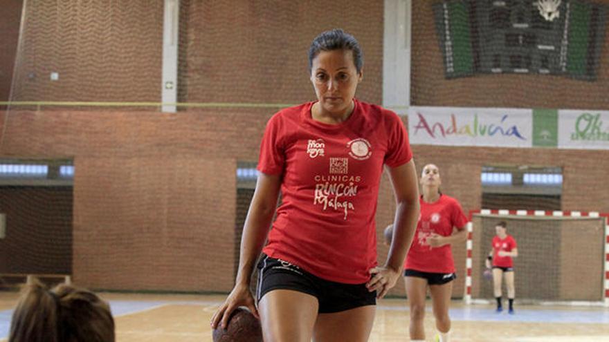 El equipo, en pleno entrenamiento.