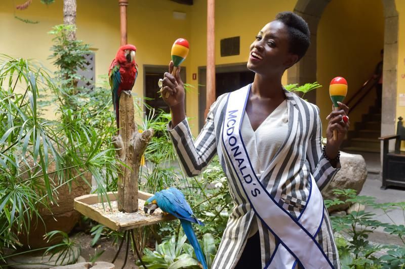 19-02-2019 LAS PALMAS DE GRAN CANARIA. Erika Echuaca Sebe, candidata a Reina del Carnaval LPGC 2019, representando a McDonalds. Fotógrafo: ANDRES CRUZ  | 20/02/2019 | Fotógrafo: Andrés Cruz