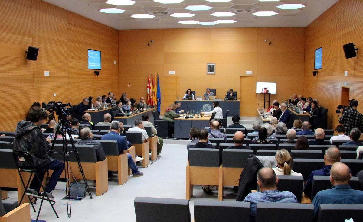 Pleno extraordinario sobre seguridad en L'Hospitalet de Llobregat.