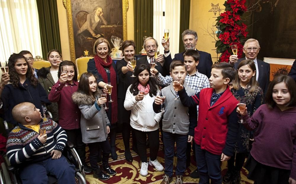Brindis navideño de los alcaldes asturianos