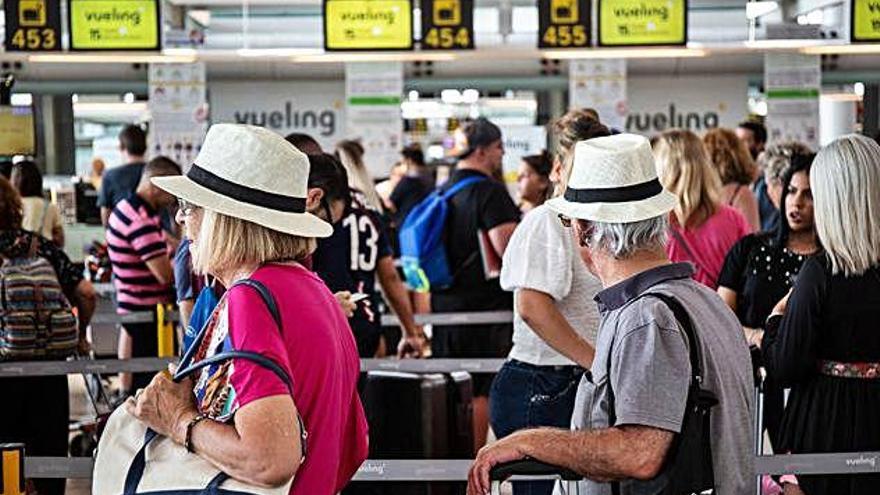 Les vagues d&#039;Iberia i Trablisa porten  el Prat al límit aquest cap de setmana