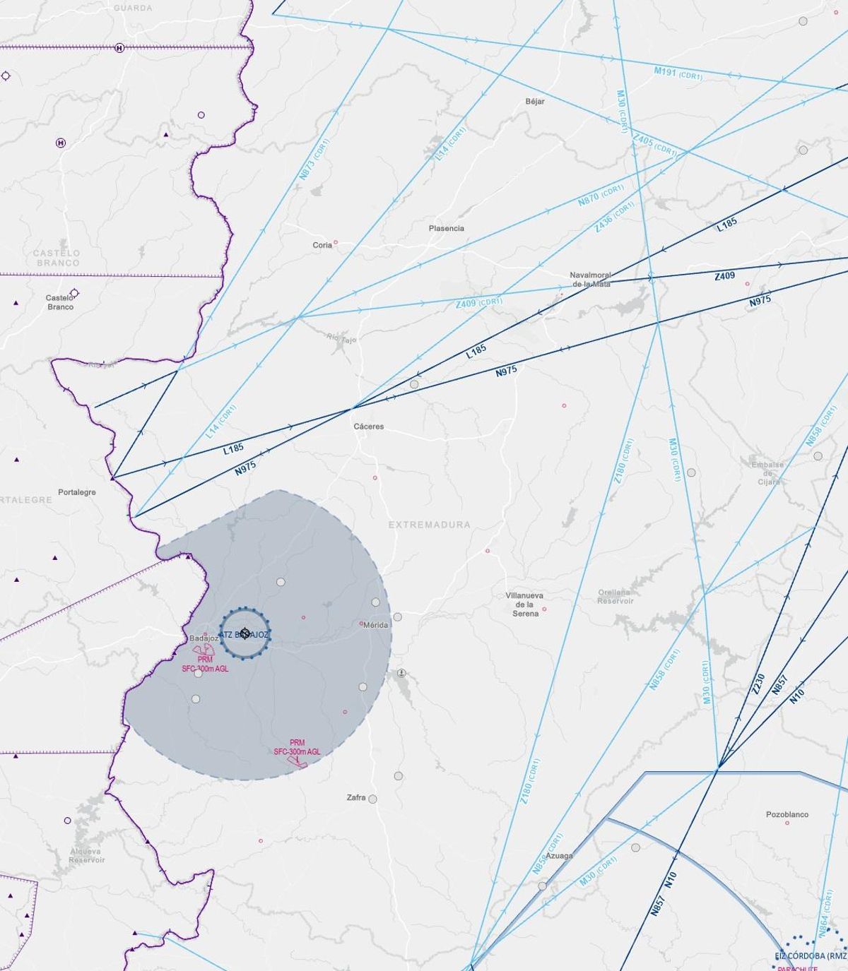 Mapa con las aerovías o rutas aéreas que surcan por Extremadura.