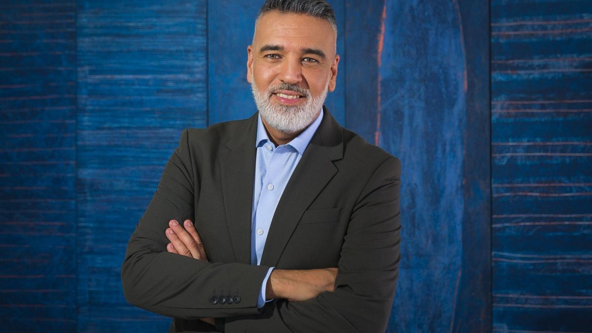 Ibán Padrón, periodista del programa 'Entre Nosotras', de Televisión Canaria.